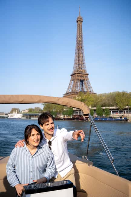 Paris: Private Small Boat Cruise with Rosé and Macarons - Pont Alexandre III: A Guided Bridge Moment You’ll Actually Understand