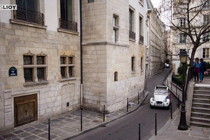 Paris Private Tour: Romantic Tour in a 2CV - Why a 2CV feels like a romantic shortcut through Paris