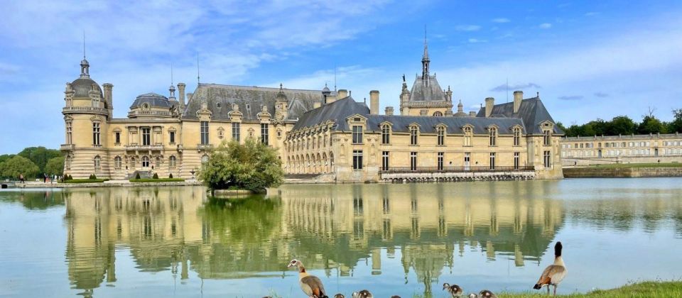 Paris: Private transfer Château Chantilly van 7 places 5H - Who this transfer suits best