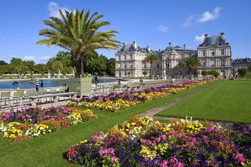 Paris - Private walking Food tour Latin Quarter-St Germain - Saint-Sulpice and the first food stop