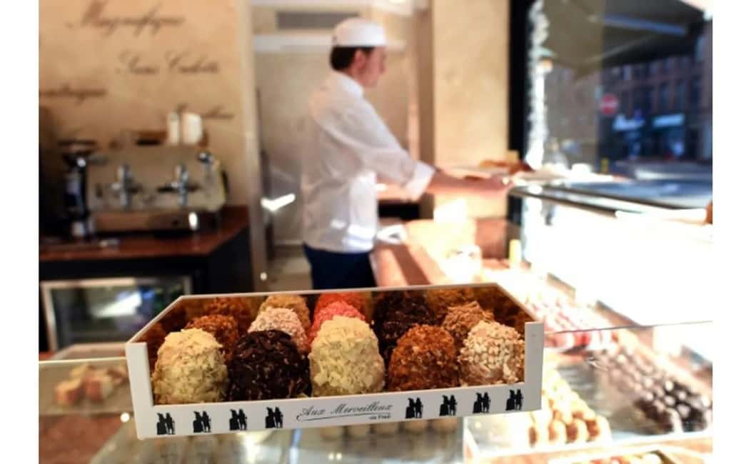Paris - Private walking Food tour Latin Quarter-St Germain - What the guide adds to the food
