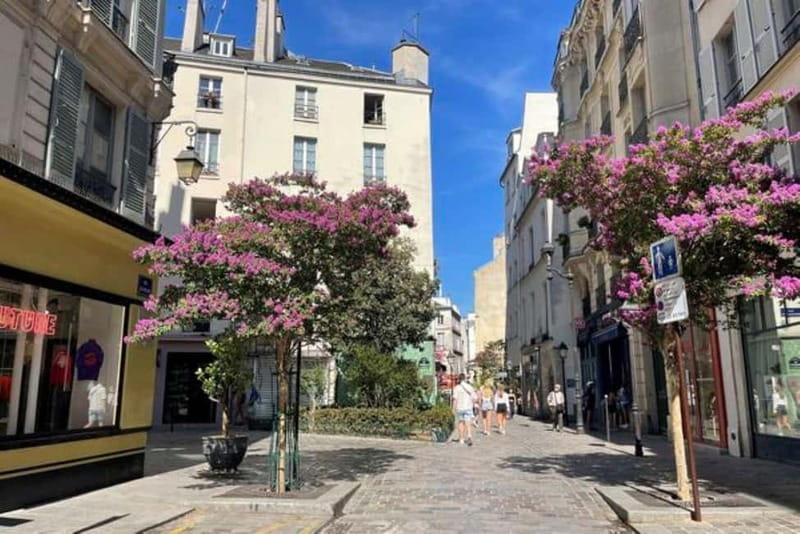 Paris - Private walking Food tour Le Marais - Saint Paul Church and the third tasting