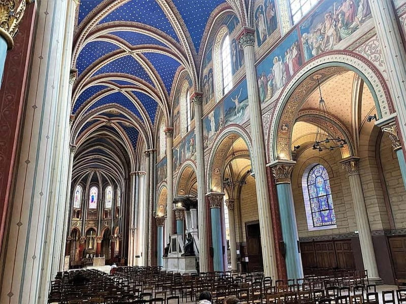 Paris: Private walking tour - Latin Quarter and Center! - Meeting near Pont Saint-Michel and Notre-Dame