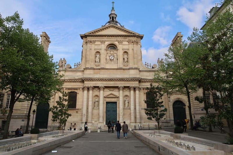Paris: Private walking tour - Latin Quarter and Center! - Saint-Étienne-du-Mont and the world of Parisian churches