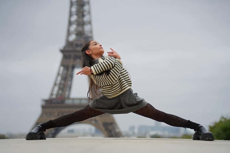 Paris: Professional Photoshoot by the Eiffel Tower - Who this photoshoot suits best (and who should reconsider)