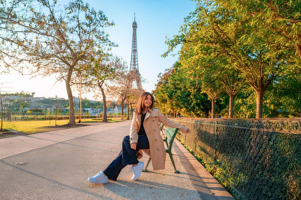 Paris: Professional Photoshoot with the Eiffel Tower - Quick take: what makes this photo session work