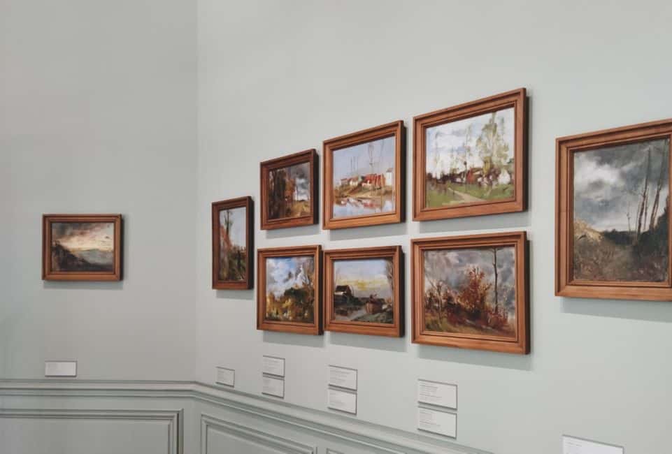 Paris: Rodin Museum Ticket & Optional Digital AudioGuide App - Using the digital audio guide link (and why headphones are part of the deal)