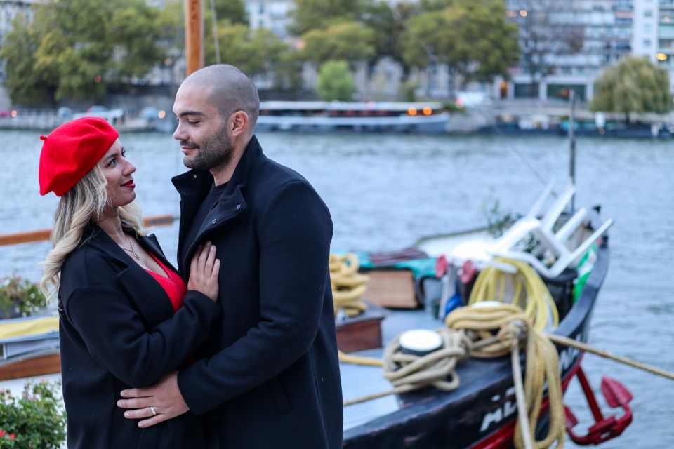 Paris: Romantic Photoshoot for Couples - Price and Value: $150 for Up to 4 (and What’s Included)