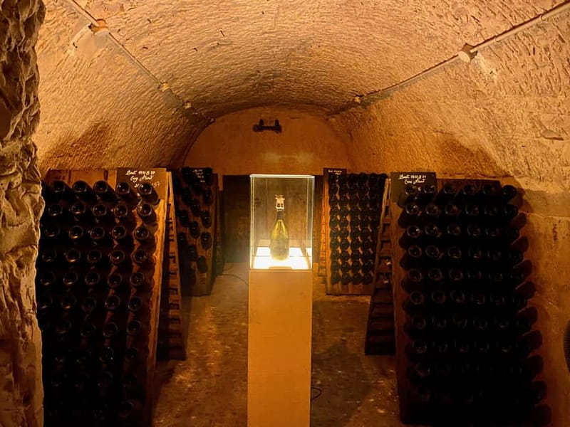 Paris: Ruinart and Veuve Clicquot Champagne Tour by Mercedes - How the private Mercedes changes the day