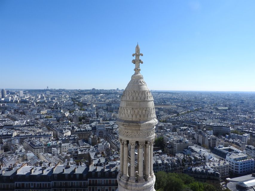 Paris: Sacré-Coeur and Montmartre Tour with Expert Guide - Place du Tertre: Why This Square Still Feels Like Montmartre