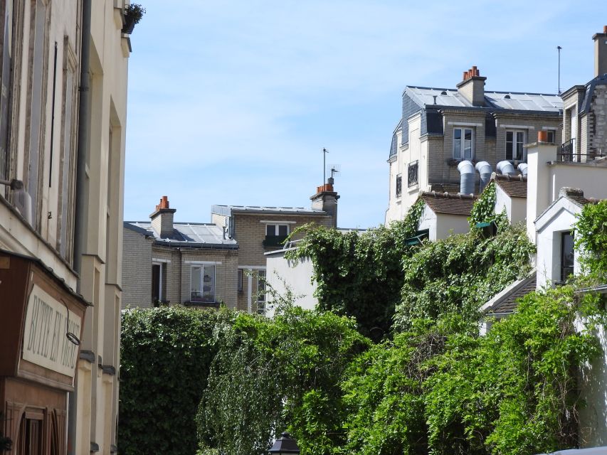Paris: Sacré-Coeur and Montmartre Tour with Expert Guide - The Real Montmartre Factor: Steps, Inclines, and Smart Planning