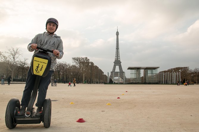 Paris Segway Express Tour (12 monuments in 1 hour and 30 minutes) - Why a 90-Minute Segway Highlights Loop Works in Paris