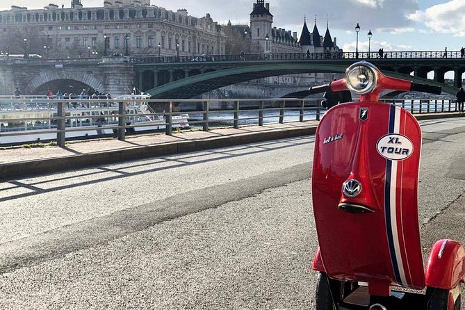 Paris - Segway Tour 120 min - Built for small groups: how the max 9 affects your experience