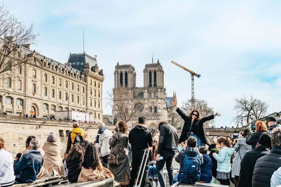 Paris: Seine Cruise and Macaron Tasting by the Eiffel Tower - Practical tips that make this day smoother