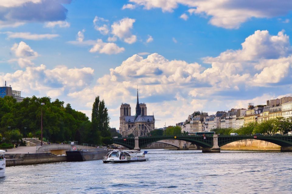 Paris: Seine Cruise with Snack/Optional Eiffel Tower Ticket - Boarding and onboard setup: audio guide plus Wi‑Fi