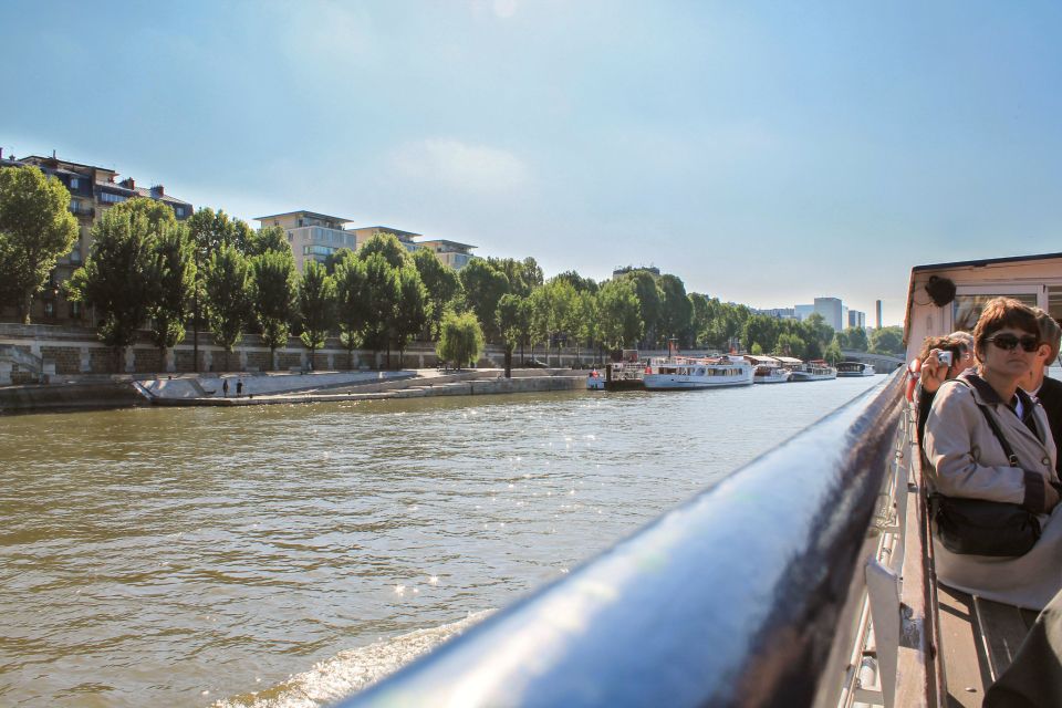 Paris: Seine River and Canal Saint-Martin Cruise - Price and value: why about $28 is a bargain for this route