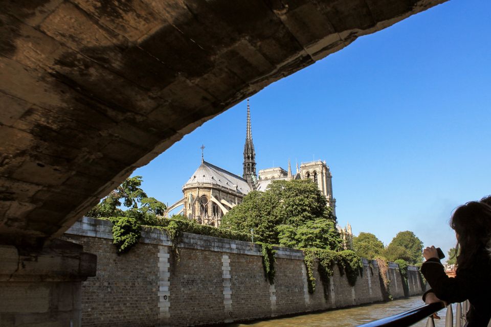 Paris: Seine River and Canal Saint-Martin Cruise - Getting to Port de Solférino (and scoring a decent seat)