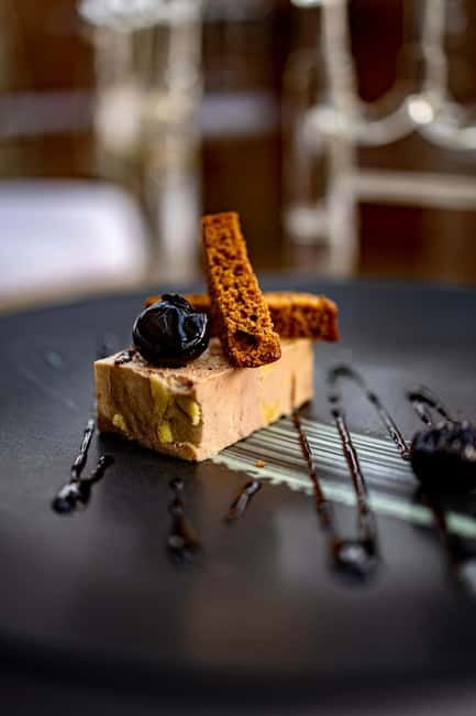 Paris: Seine River Dinner Cruise with Live Music - Key Highlights You’ll Care About