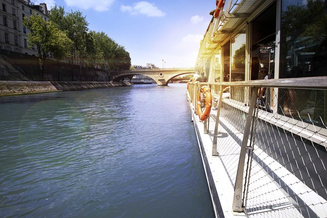 Paris Seine River Sightseeing Cruise with Commentary by Bateaux Parisiens - Price and What You’re Really Paying For
