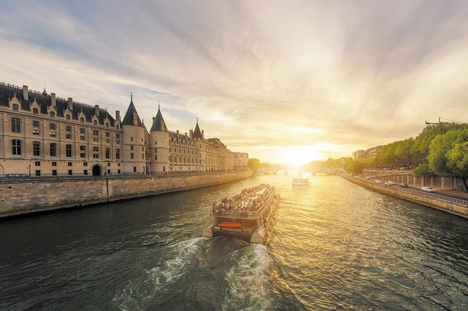 Paris Seine River Sightseeing Cruise with Commentary by Bateaux Parisiens - Open Views, Weather Reality, and Night Cruise Tips