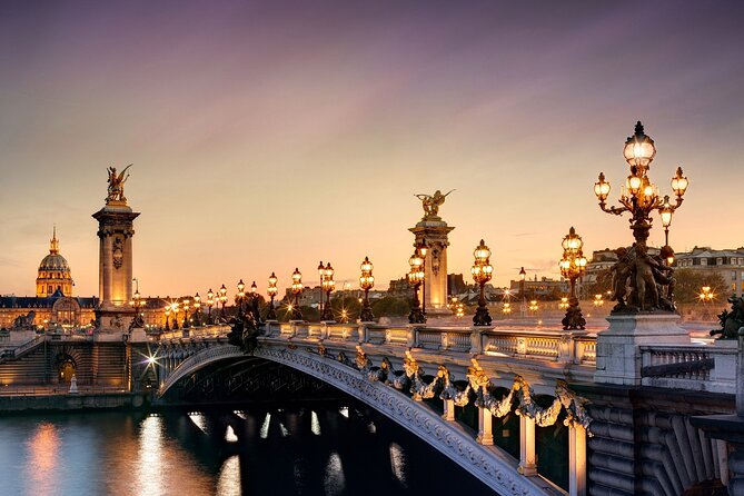 Paris: Seine River Sightseeing Sunset Cruise with Champagne - What You Actually Get: A Scenic Hour With Drinks