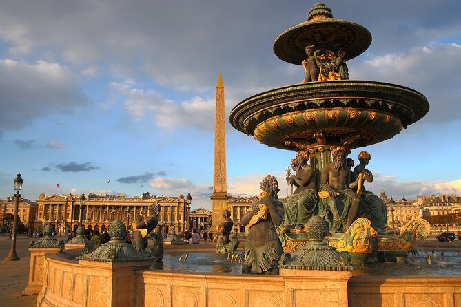 Paris Self-Guided Audio Tour - The Eiffel Tower, Quai Branly, and Pont Alexandre III