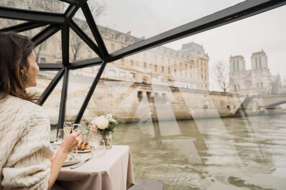 Paris: Sightseeing Cruise on the Seine with 3-Course Lunch - Key things to know before you go
