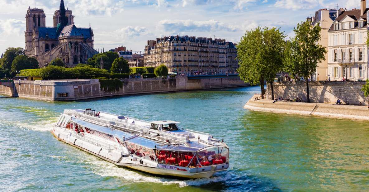 Paris: Sightseeing Cruise on the Seine with 3-Course Lunch - Eiffel Tower and the Statue of Liberty of Paris: the last stretch hits hardest