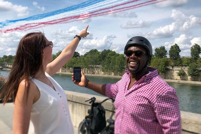 Paris Sightseeing Family Friendly Guided Electric Bike Tour - Entering the ride at Rue de la Paix: what the start feels like