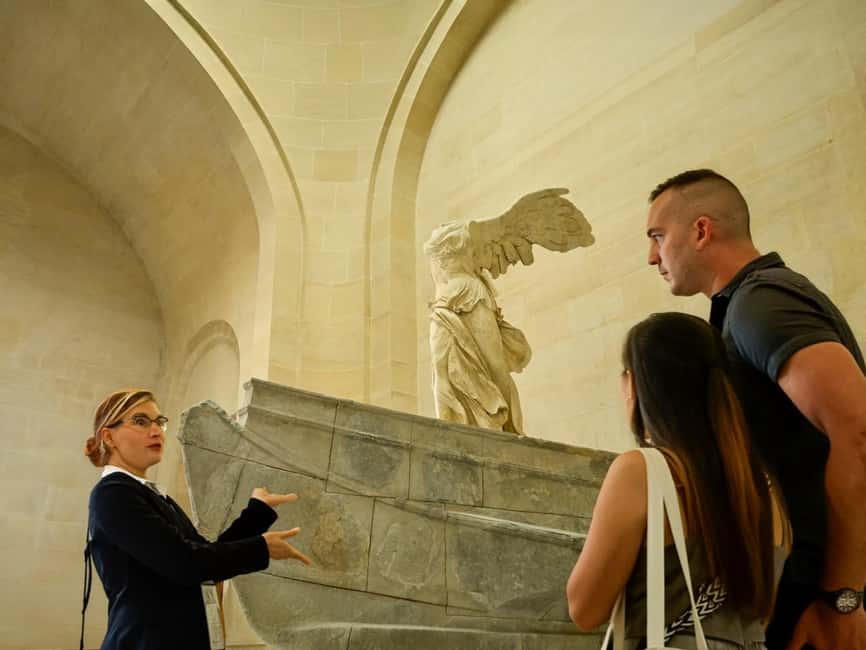 Paris: Skip-the-Line Louvre Museum & Mona Lisa Guided Tour - Winged Victory of Samothrace: the drama is real