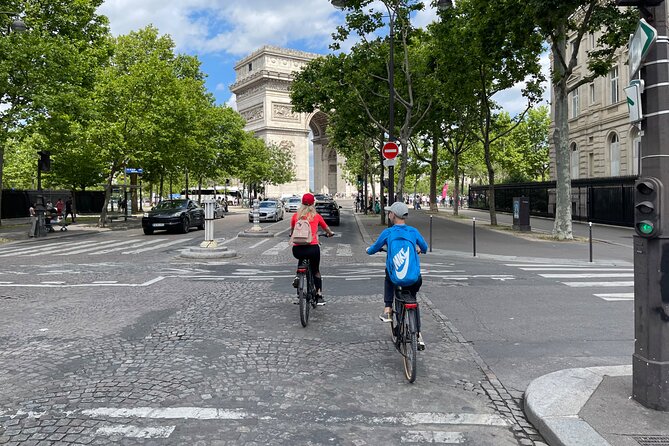 Paris: Small Group Highlights E-Bike Guided Tour - Should you book this Paris highlights e-bike tour?