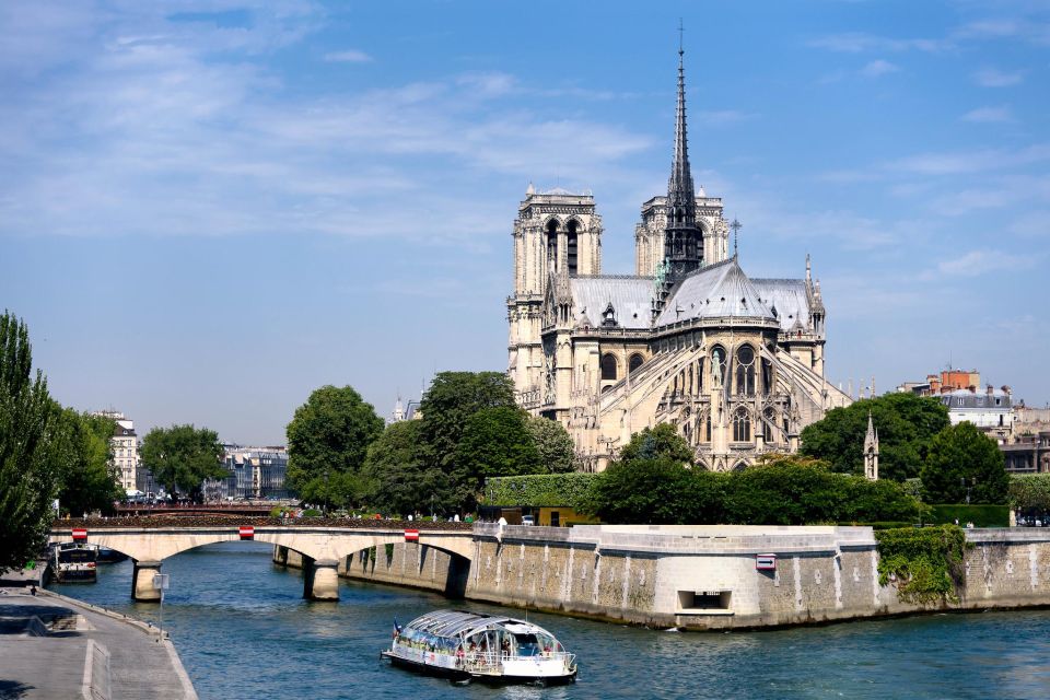 Paris: Ste-Chapelle, Conciergerie, Notre Dame Private Tour - Key points to know before booking