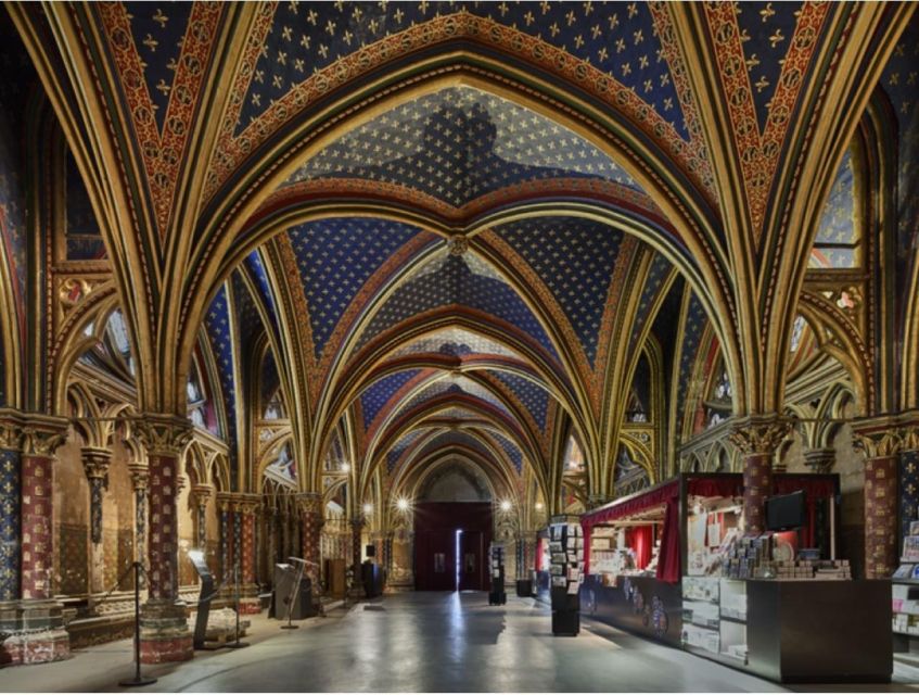 Paris: Ste Chapelle, Conciergerie Private Guided Tour +Entry - Who should book this Paris tour