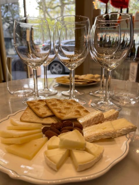 Paris: Tasting of 3 Wine and 3 Cheese - After the tasting: à la carte French treats in the same cozy shop