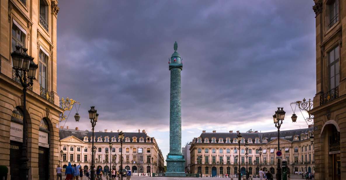 Paris: The Da Vinci Code Walking Tour with a Local Guide - Meeting Robert Langdon outside the Ritz Hotel