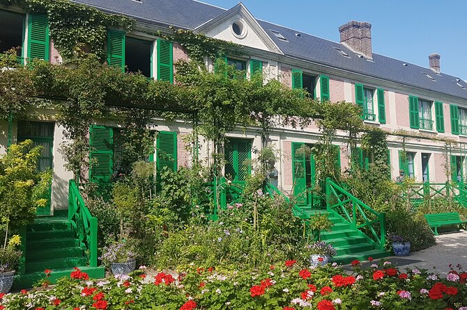 Paris to Giverny private tour Monet gardens house skip-the-line - A half-day schedule with two useful departure times