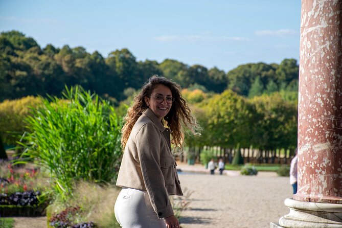Paris to Versailles Tour: Private Guide & Transport included - Price, transport choices, and what is included