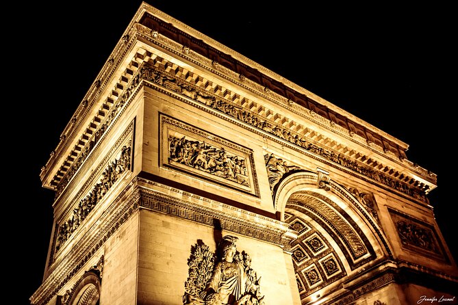 Paris Tootbus Festive Christmas Lights Tour - Timing and Traffic: When the Tour Feels Perfect vs. Frustrating