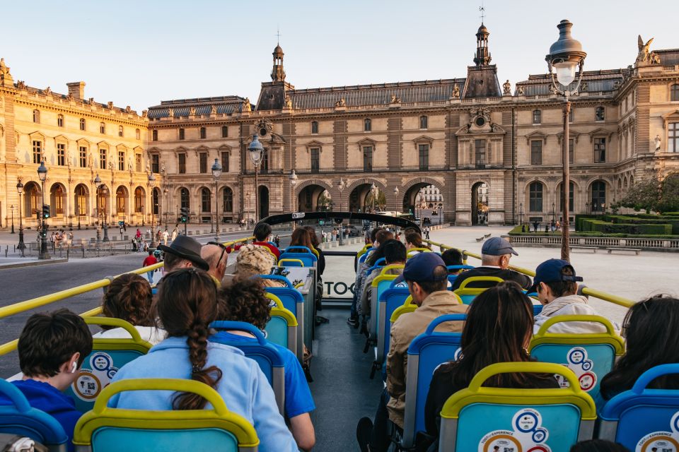 Paris: Tootbus Panoramic by Night Bus Tour with Audioguide - Place de la Concorde: big-open Paris without the foot slog