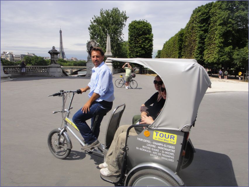 Paris Tuk-Tuk: 2, 4 or 6H First Highlights & Parisian Areas - Montmartre’s village feel and the Marais’s variety