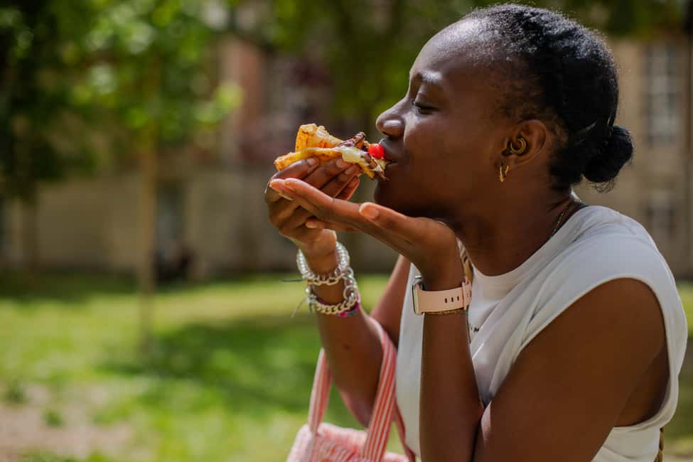 Paris: Vegan Food Tour (Street-food edition) - Canal Saint-Martin: Where You Eat Outside Like a Local
