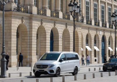 Paris VIP: Landmarks & Sightseeing Chauffeur Driven Tour 3hr - Champs-Élysées and the Arc de Triomphe