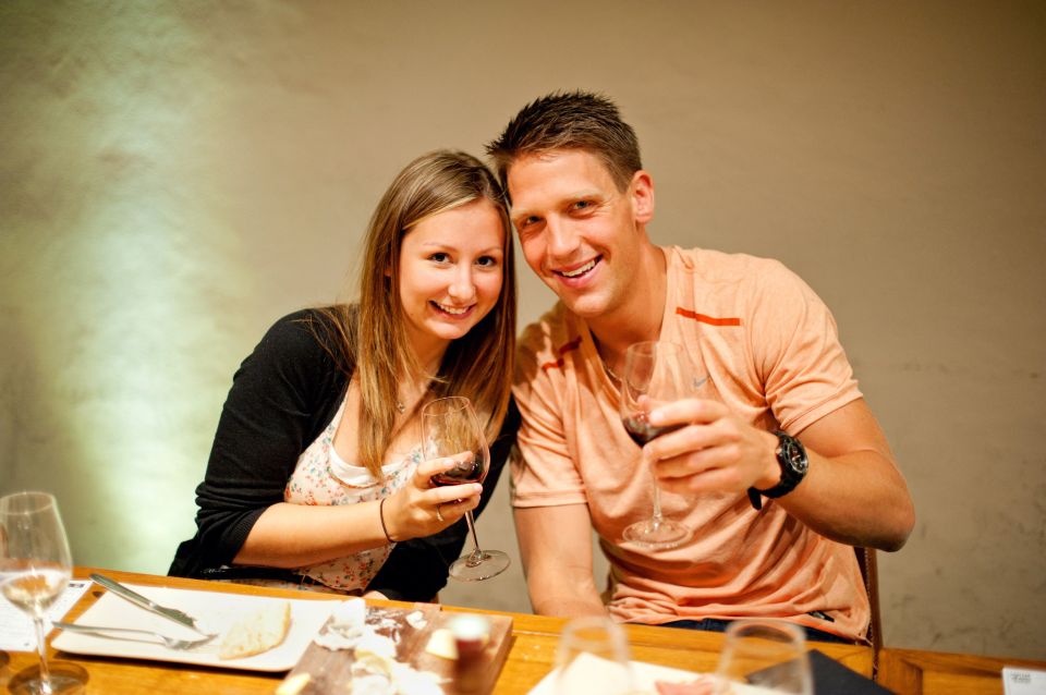 Paris: Wine and Cheese Lunch - The sommelier experience: English instruction with personality