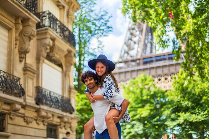 Paris: Your Own Private Photoshoot at the Eiffel Tower - A 30-Minute Eiffel Tower Shoot That Actually Fits Your Day