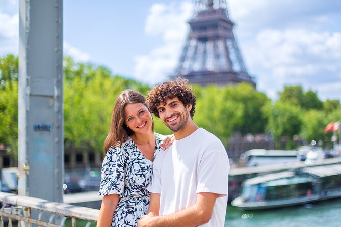 Paris: Your Own Private Photoshoot at the Eiffel Tower - Pose Guidance: What You’ll Actually Get in the Moment