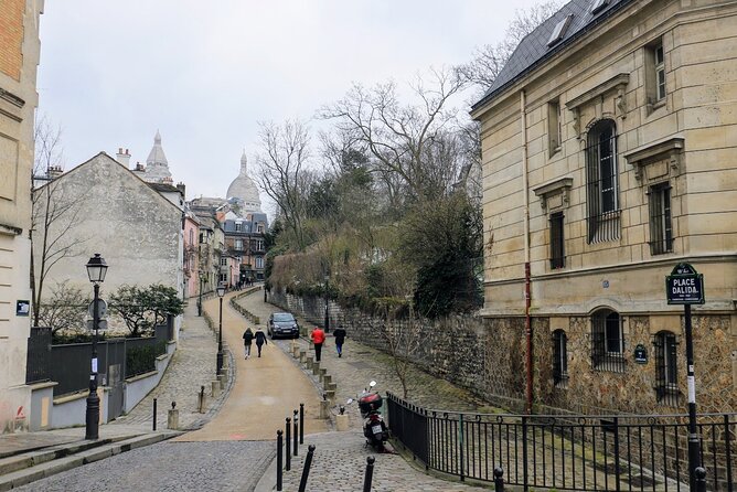 Parisian Love Affair: Elegant Romance Private Tour in Paris - Cafés, bakeries, and the Paris shown on screen
