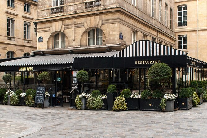 Parisian Love Affair: Elegant Romance Private Tour in Paris - Montmartre, the opera, and Parisian spectacle