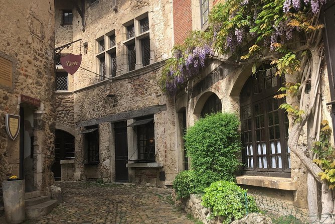 Pérouges Medieval Village Private Trip with Tasting from Lyon - Key points at a glance