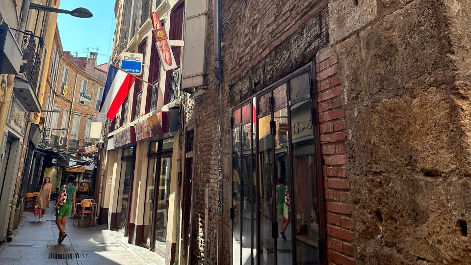 Perpignan : 2h private tour for small group - Starting near the center of Perpignan