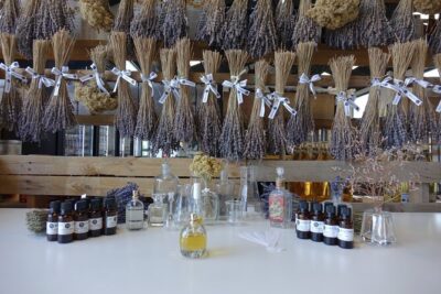 Personalized Perfume Creation Workshop - The 10 a.m. introduction to fragrance